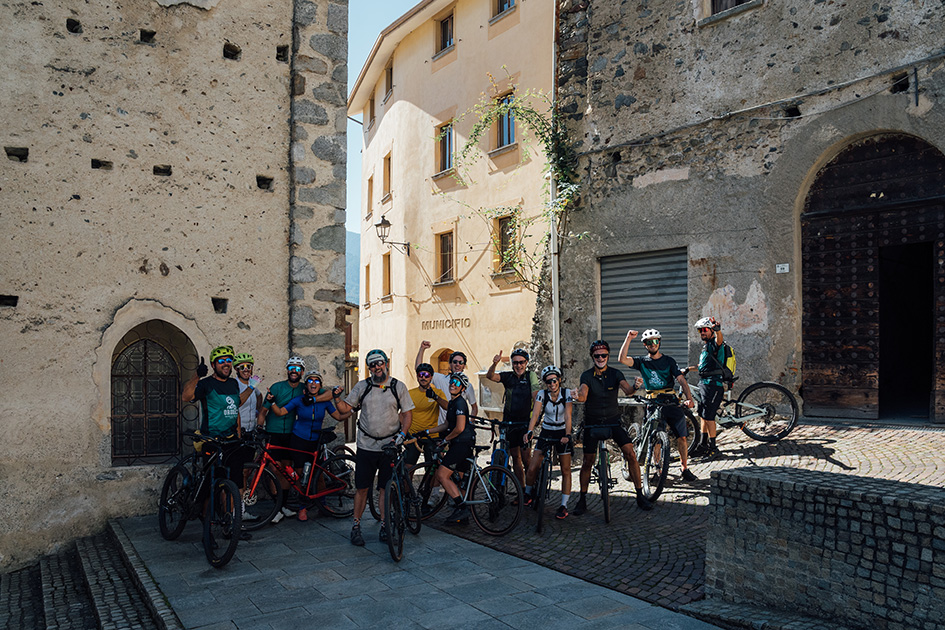 Home Gravellina Foto di Gruppo di alcuni Partecipanti del Gravellina 2025